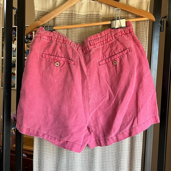 Linen Shorts. Great Condition. Size 6 - Picture 2 of 3